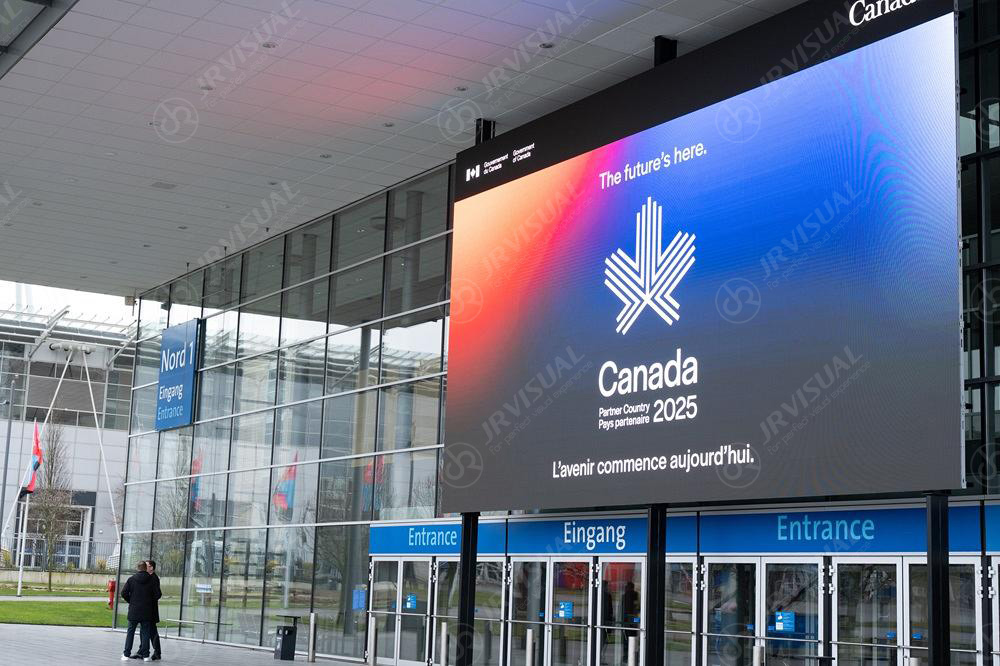 jrvisualtec-outdoor-led-display-hanover-fair-2