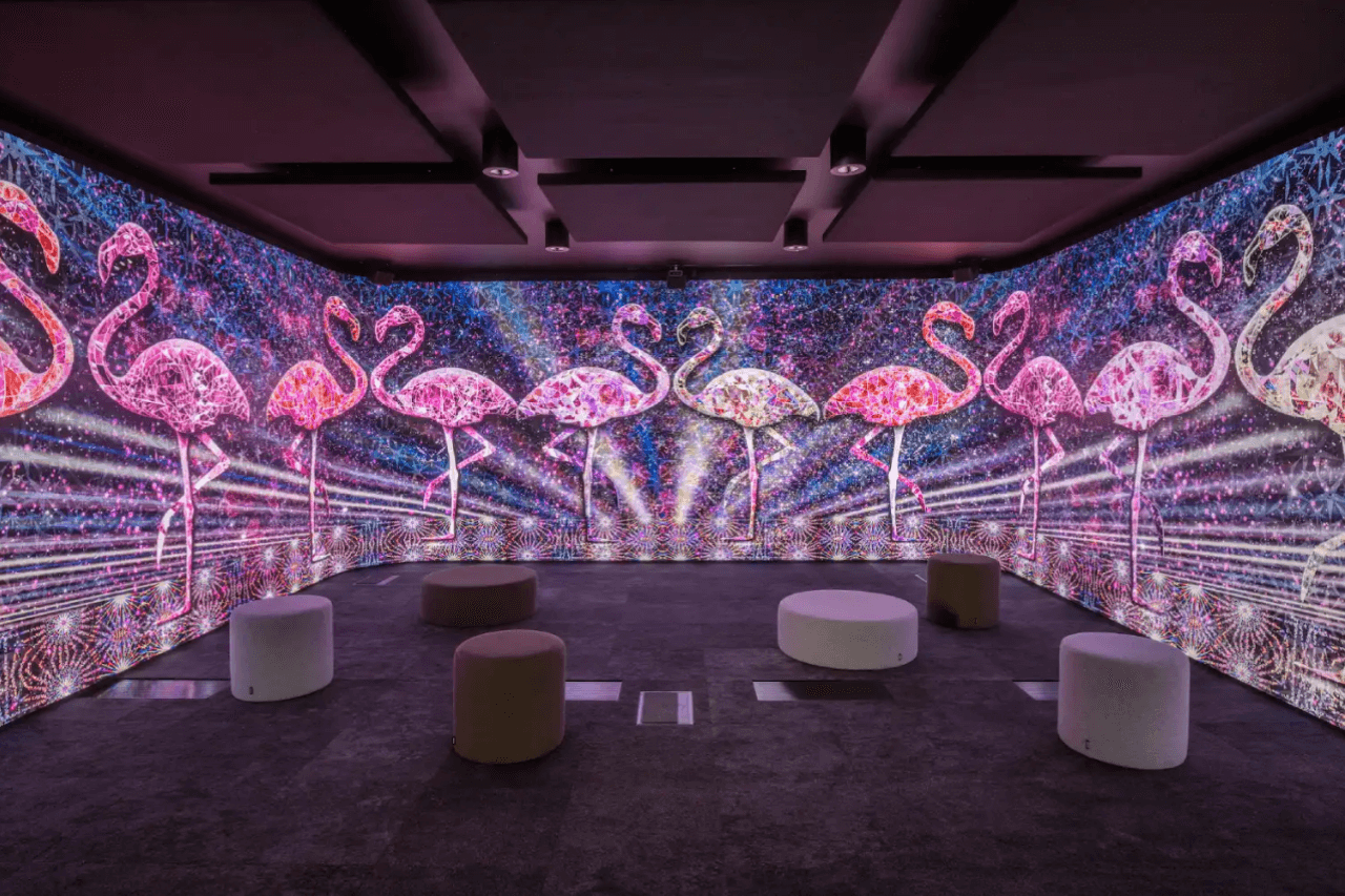 creative LED displays 1-1